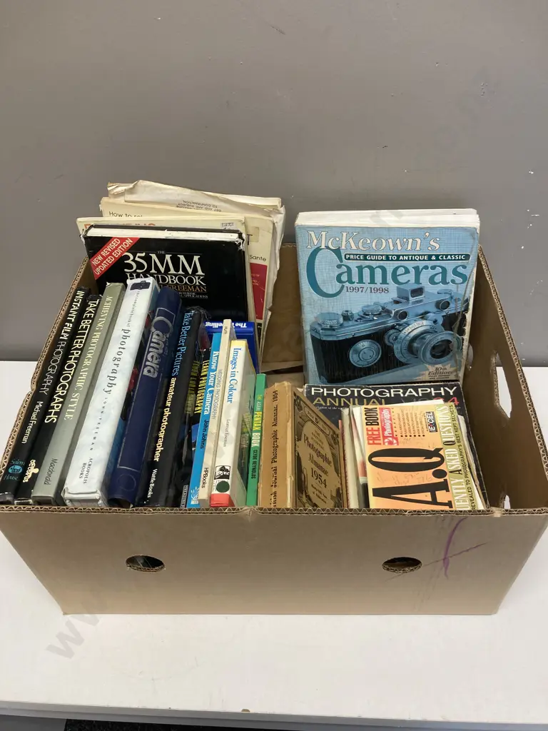 Box lot Camera Books, Photography Albums, McKeown's 1997/1998 Guide Etc Image 1++
